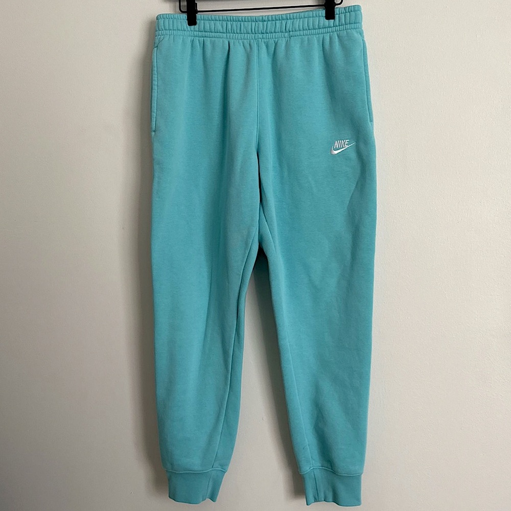 Light Blue Nike Fleece Sweatpants Joggers. Size M